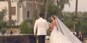 فرحها شبه اختيارتها.. ناقدة تعلق على حفل زفاف أمينة خليل - هرم مصر
