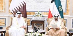 أمير الكويت يتسلم رسالة خطية من أمير قطر تتعلق بالعلاقات بين البلدين - هرم مصر