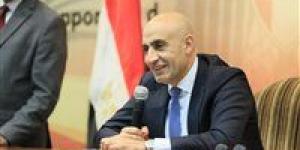 وزير التعليم يطلق مبادرة وجبات ساخنة لتلاميذ المناطق المحتاجة - هرم مصر