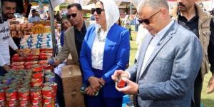 محافظ الإسماعيلية يفتتح "سوق اليوم الواحد" في نسخته التاسعة - هرم مصر