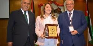 تكريم عمان الاهلية بحفل الأولمبياد العالمي لجمعية المواهب العلمية الثقافية - هرم مصر