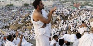  حكم استعمال الـ"صن بلوك" لحجاج بيت الله؟وهل يوجب الفدية؟ #دين وحياة #دار الإفتاء - هرم مصر