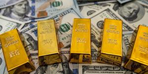 سعر الذهب والدولار الآن في مصر.. تراجع «الأصفر» واستقرار «الاخضر» - هرم مصر