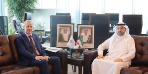 رئيس «الطيران المدني» يبحث تطوير النقل الجوي مع بلجيكا وأوزبكستان - هرم مصر