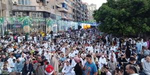 أجواء مبهجة في صلاة العيد في الساحات الشعبية بالإسكندرية - هرم مصر