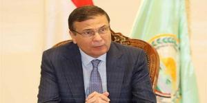 وزير الزراعة يطمئن على حالة مسئول حماية الأراضي بسوهاج بعد الاعتداء عليه خلال حملة إزالة تعديات - هرم مصر