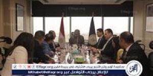 وزير السياحة والآثار يبحث مع أحد الشركات الصينية الرائدة في مجال البواخر السياحية سبل تطوير منتج السياحة النيلية في مصر - هرم مصر