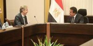 ‎«عبدالغفار» يبحث مع ممثل برنامج الأمم المتحدة الإنمائي التعاون المشترك - هرم مصر