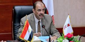 محافظ سوهاج يوجه بتواجد مفتشي التموين مبكرًا لضمان صرف الخبز والسلع التموينية للمواطنين - هرم مصر