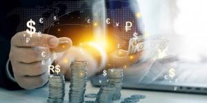 35 % ارتفاع حركة التحويلات المالية من الإمارات - هرم مصر