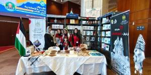 القنصلية الفلسطينية تُبرز التراث عبر «بشال و منتجات هند ميد» في معرض مكتبة الإسكندرية الدولي للكتاب - هرم مصر