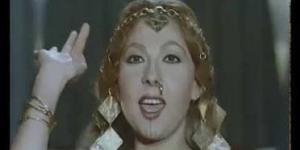 كواليس فيلم "وداد الغازية".. نادية الجندي تتراجع خوفاً من نبيلة عبيد - هرم مصر