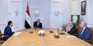 الرئيس السيسي يجتمع مع رئيس الوزراء ووزير الكهرباء - هرم مصر