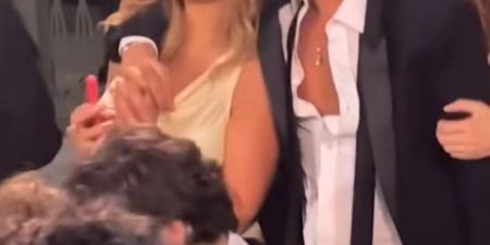 هل عاد لها؟.. عمرو دياب يظهر مع زينة عاشور خلال سهرة خاصة - هرم مصر
