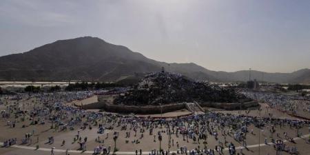 الحج والعمرة تعلن نجاح خطة التفويج إلى عرفات وسط انسيابية مرورية وعمليات تشغيل متكاملة - هرم مصر