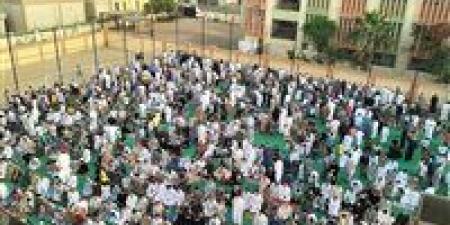 مراكز الشباب والرياضة بالغربية تستقبل آلاف المصلين لأداء صلاة عيد الأضحى المبارك - هرم مصر