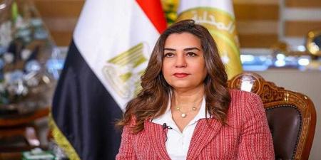 وزيرة التنمية المحلية تتابع مع المحافظين تطورات الوضع في المحافظات خلال أول أيام عيد الأضحي المبارك - هرم مصر