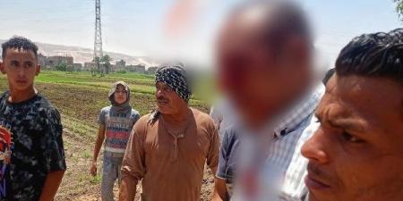 الاعتداء على مسؤول حماية الأراضي بسوهاج أثناء تنفيذ إزالة تعديات في العيد - هرم مصر