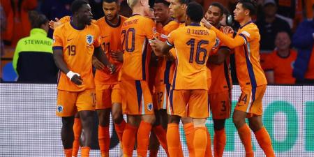 تشكيل هولندا ضد فنلندا في تصفيات كأس العالم ديباي يقود الهجوم - هرم مصر