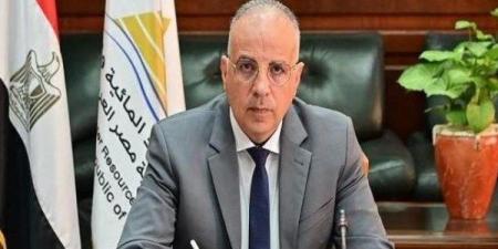 وزير الري يوجه باستمرار متابعة حالة المصارف الزراعية ومحطات المياه بالمحافظات - هرم مصر