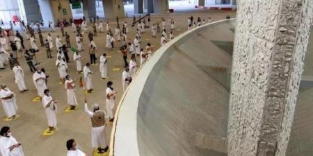 بدء تفويج حجاج القرعة المتعجلين من منى إلى مكة - هرم مصر