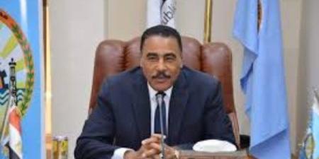 محافظ مطروح يُقيل نائب رئيس مدينة براني لتقاعسه في أداء مهامه الوظيفية - هرم مصر