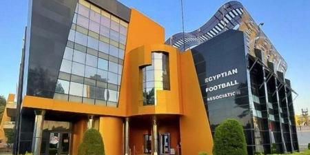 اتحاد الكرة يعلن قواعد قيد وانتقالات اللاعبين في موسم 2025 -2026 - هرم مصر