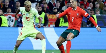 لامين جمال يتجاهل مصافحة رونالدو بعد نهائي دوري الأمم - هرم مصر