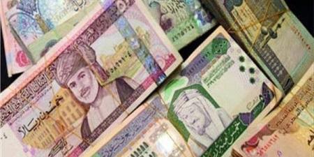 الدينار الكويتي بـ 162.14 جنيه .. أسعار العملات العربية في البنك الأهلي اليوم - هرم مصر