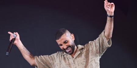 أحمد سعد من الحج لـ حفلة الساحل.. حكاية صورتين قلبو السوشيال ميديا - هرم مصر