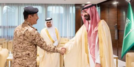 وزير الحرس الوطني يستقبل قادة الوزارة وكبار مسؤوليها المهنئين بعيد الأضحى - هرم مصر