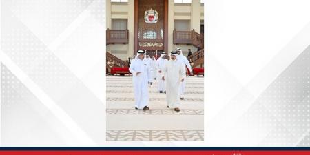 لدى زيارة سموه غرفة العمليات الرئيسية بوزارة الداخلية سمو ولي العهد نائب القائد الأعلى للقوات المسلحة رئيس مجلس الوزراء: الجهود المخلصة التي يقوم بها رجال الأمن تعد مثالاً حيًا لقيم العطاء والمسؤولية والتضحية - هرم مصر