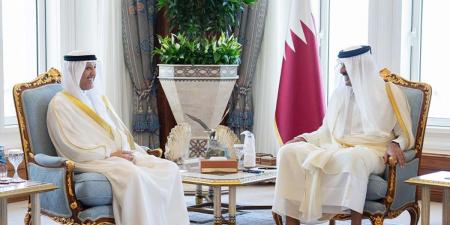أمير قطر يمنح سفير الكويت وسام «الوجبة» - هرم مصر