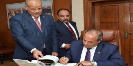 محافظ بورسعيد يعتمد نتيجة الشهادة الإعدادية بنسبة نجاح 85% - هرم مصر