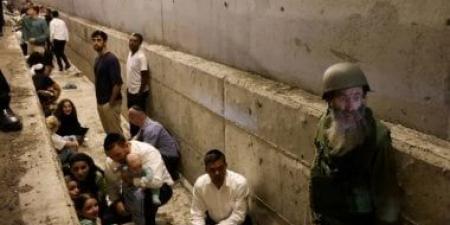 صفارات إنذار فى حيفا وعدة مناطق بإسرائيل جراء رصد صواريخ أطلقت من إيران - هرم مصر