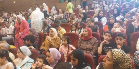بحضور أبناء الصحفيين..إقبال متزايد على مسرح الطفل بقصر ثقافة الأنفوشي - هرم مصر