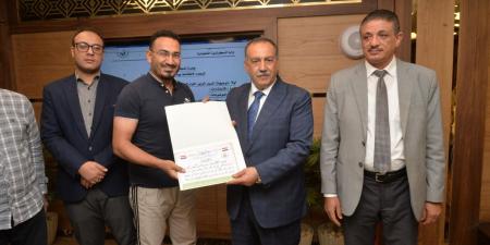 محافظ أسيوط يكرم أبطال كيك بوكسينج بدرنكة بعد تألقهم في بطولة كأس العالم بتركيا - هرم مصر