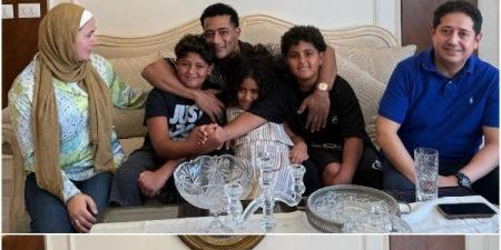 يستقل سيارة ثمنها 15 مليون جنيه.. محمد رمضان ونجله أمام القاضي للإعتذار والتصالح عن ضرب طالب - هرم مصر