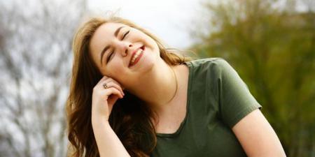 مش الخروجات ولا السفريات .. 5 أبراج أقل حاجة تخليهم طايرين من الفرحة - هرم مصر