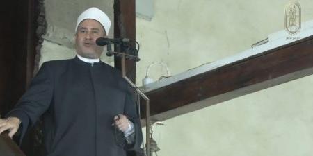 خطيب الجامع الأزهر: الإيمان الصادق والوحدة سبيل عزة الأمة الإسلامية وريادتها - هرم مصر
