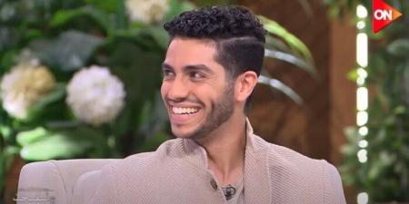 بعد عرض «في عز الضهر».. مينا مسعود يكشف عن موعد زواجه من إميلي شاه | فيديو - هرم مصر