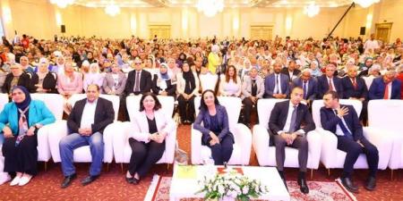 وزيرة التضامن تختتم فعاليات البرنامج التدريبي المسح الوطني للحضانات - هرم مصر