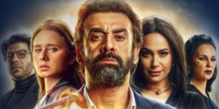 مروان حامد يزور استديوهات بيج تايم لتحضيرات الفيل الأزرق - هرم مصر