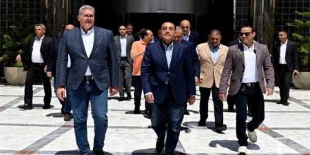 رئيس الوزراء يتابع من مركز التحكم في الشبكة القومية للغاز الطبيعي جاهزية الشبكة وتأمين الإمدادات - هرم مصر