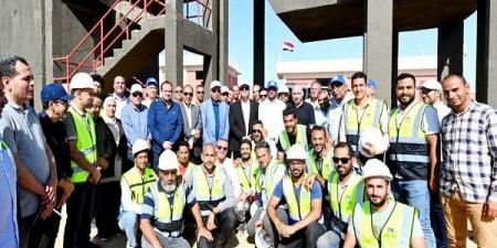وزير الإسكان يتفقدان محطة مياه شرب صفانية ومحطة معالجة صرف صحي بلهاسة - هرم مصر