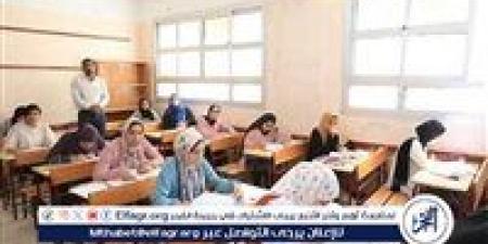 نشر امتحان اللغة العربية للثانوية العامة وإجاباته على صفحات الغش.. والتعليم تتحرك قانونيًا - هرم مصر