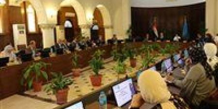 مجلس خدمة المجتمع وتنمية البيئة يناقش خطة جامعة الإسكندرية الشاملة للفترة المقبلة - هرم مصر