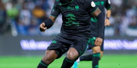 الأهلي ينتظر  العروض للتخلص من الصداع - هرم مصر