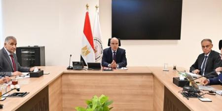 وزير الري يوجه باستمرار أعمال الصيانة الجارية لمحطات الرفع بنطاق بني سويف والمنيا - هرم مصر