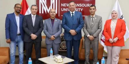 جامعة المنصورة الجديدة تستقبل لجنة من الأعلى للجامعات لتجديد اعتماد مركز التدريب على تكنولوجيا المعلومات - هرم مصر